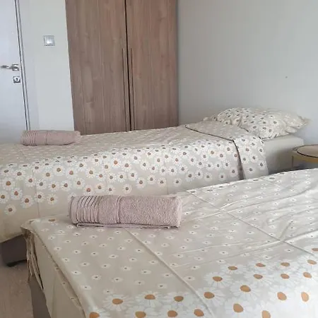 Apartment Temi's 2