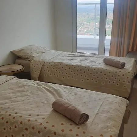Temi's 2 Skopje